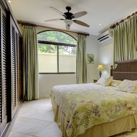 Rent this 2 bed condo on Playa Langosta in Provincia Guanacaste, Tamarindo