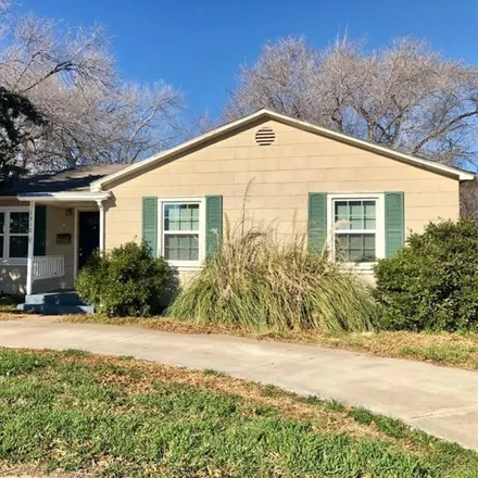 Rent this 4 bed house on 3344 28th Street in Lubbock, TX 79410