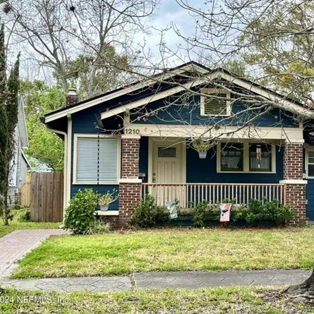 Rent this 3 bed house on 1208 James Street in Jacksonville, FL 32205