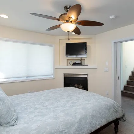 Rent this 2 bed townhouse on Avila Beach in CA, 93424