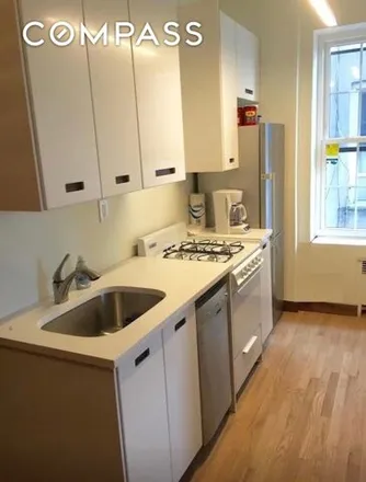 Rent this 3 bed house on 32-49 32nd Street in New York, NY 11106