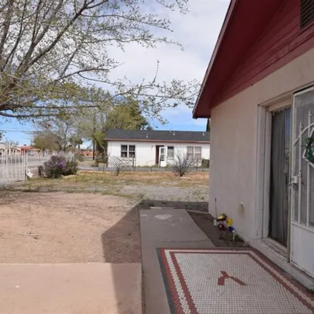 Image 4 - 274 East Olive Street, Deming, NM 88030, USA - House for sale