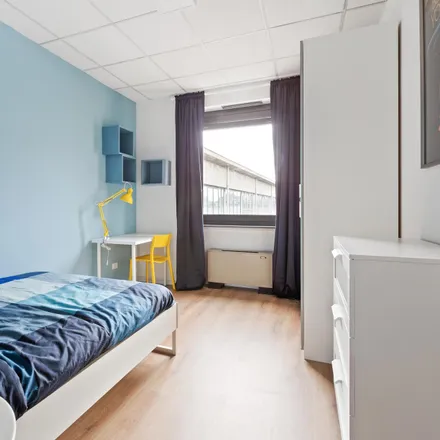 Rent this 8 bed room on Via privata Deruta in 22, 20132 Milan MI