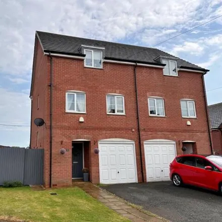 Buy this 4 bed duplex on Weavers Close in Bulkington, CV12 9NS