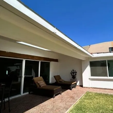 Rent this 4 bed house on Privada Durazno in 62070 Cuernavaca, MOR