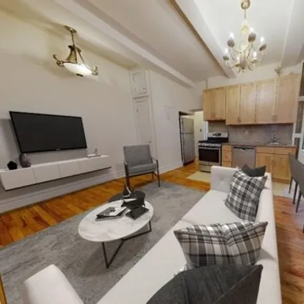 Rent this 3 bed apartment on 216 West 89th Street in New York, NY 10024
