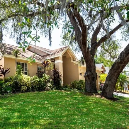 Buy this 3 bed house on 4735 Klosterman Oaks Boulevard in Pinellas County, FL 34683