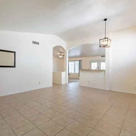 Image 8 - 3706 W Cat Balue Dr, Glendale, Arizona, 85308 - House for sale