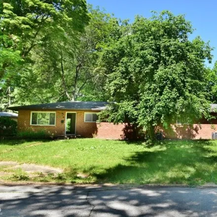 Buy this studio house on 7161 East Pleasant Run Parkway South Drive in Indianapolis, IN 46219
