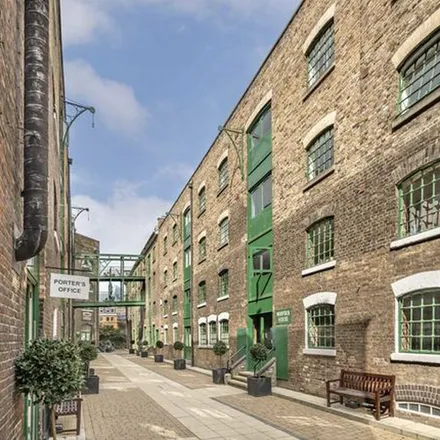 Rent this 2 bed apartment on Roman Southwark in Thrale Street, Bankside