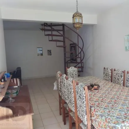 Buy this 4 bed apartment on Rua Violetas in Centro, Cabo Frio - RJ