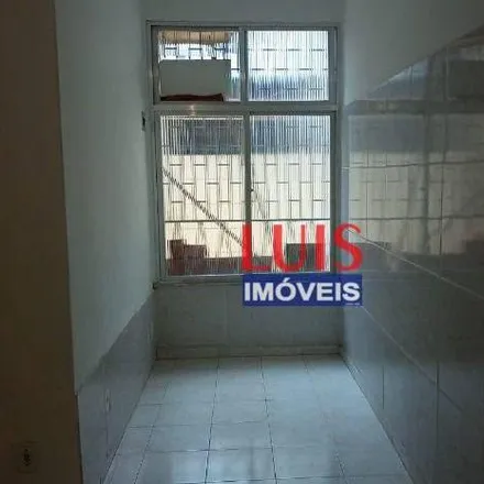 Buy this 2 bed apartment on Avenida Roberto Silveira 319 in Icaraí, Niterói - RJ