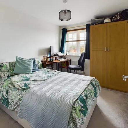 Image 5 - Harrier Way, Stroud, GL2 4DB, United Kingdom - Apartment for rent