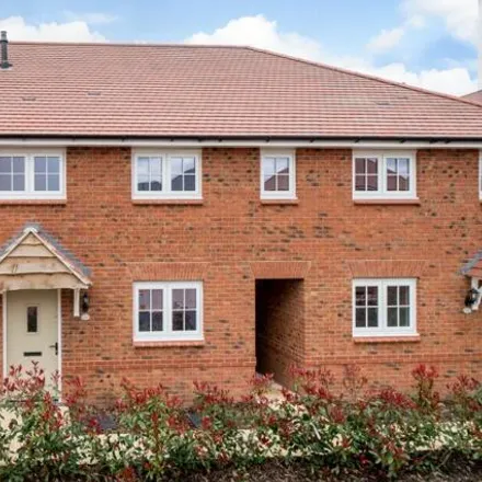 Buy this 3 bed townhouse on unnamed road in Leighton Buzzard, LU7 3RG