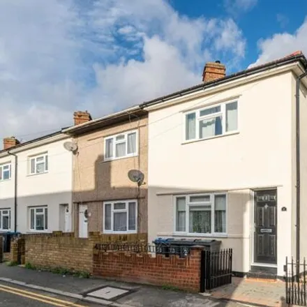 Buy this 3 bed house on 101 Love Lane in London, CR4 3AW