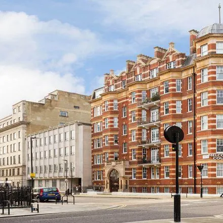 Rent this 3 bed apartment on Melcombe Court in Dorset Square, London