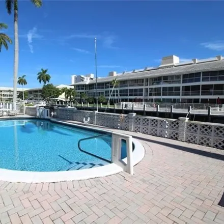 Image 2 - 3121 Northeast 47th Court, Fort Lauderdale, FL 33308, USA - Condo for rent