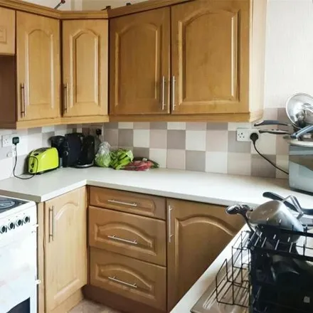 Image 7 - St George's Avenue, Blackburn, BB2 4DH, United Kingdom - Townhouse for sale