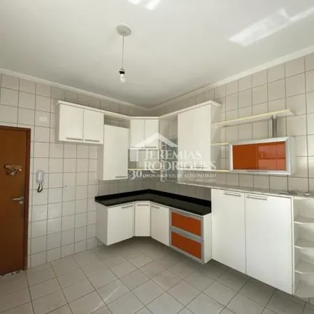 Buy this 3 bed house on Rua Gentil de Assis Moura in Lavadouro de Areia, Taubaté - SP