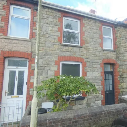 Rent this 2 bed townhouse on Cemetery Road in Bridgend, CF31 1LT