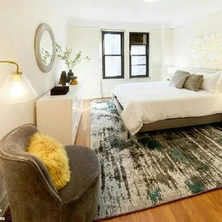 Image 2 - 255 WEST END AVENUE 7B in New York - Apartment for sale