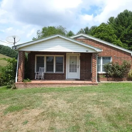 Image 4 - 107 Birchwood Ln, Galax, Virginia, 24333 - House for sale