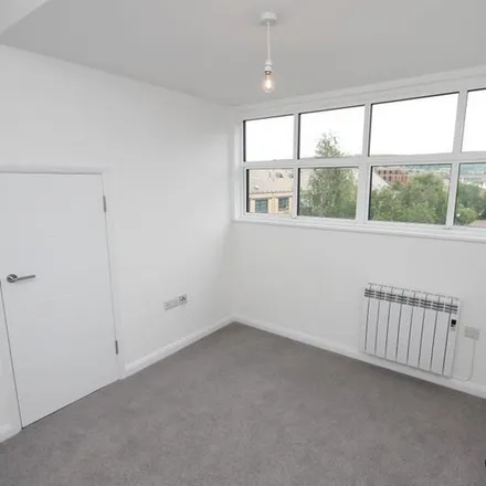 Rent this 1 bed apartment on The Square in Bath, BA2 3DZ