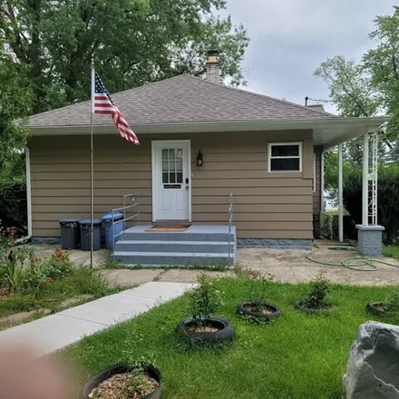 Rent this 3 bed house on 22661 West Silver Lake Avenue in Lake County, IL 60002