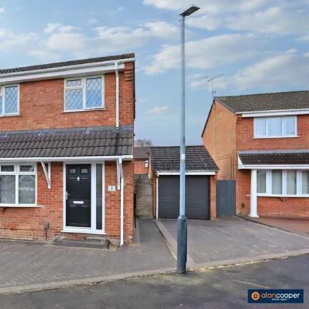 Buy this 3 bed house on Zorrina Close in Nuneaton and Bedworth, CV10 9QD