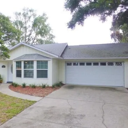 Image 1 - 5246 Royal Oak Drive, Fruitland Park, Leesburg, FL 34731, USA - House for rent