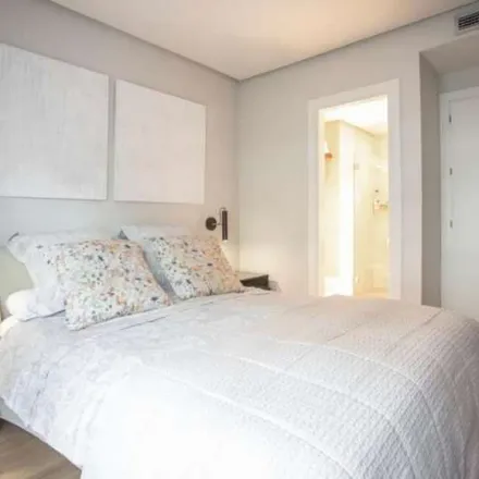 Rent this 2 bed apartment on Calle del General Díaz Porlier in 9, 28001 Madrid