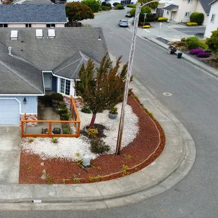 Buy this 3 bed house on 1404 Chickadee Drive in McKinleyville, CA 95519