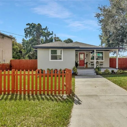 Rent this 3 bed house on 800 Baker Street in Tampa, FL 33603