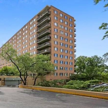 Buy this 1 bed condo on Capital Crescent Trail in Silver Spring, MD 20900