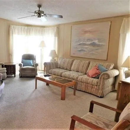 Image 9 - Saint Thomas Way, Largo, FL 34641, USA - Apartment for sale