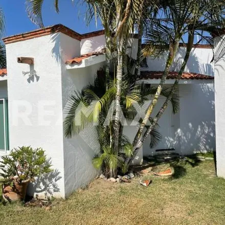 Buy this 5 bed house on Calle Los Bravo in 62740 Cuautla, MOR