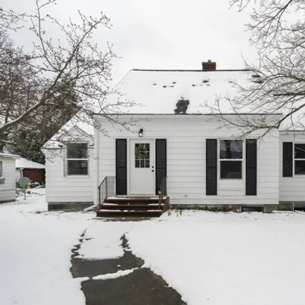 Image 1 - 221 South Main Street, Plainwell, MI 49080, USA - House for sale