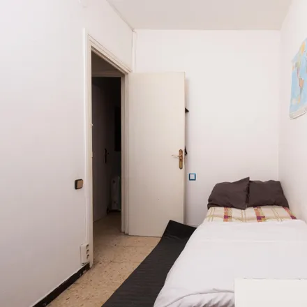 Image 3 - Passeig de la Zona Franca, 164, 08001 Barcelona, Spain - Room for rent