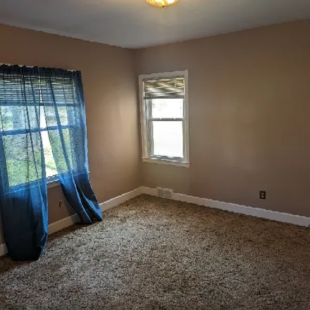 Rent this 1 bed room on 1007 Bryan Avenue in Lexington, KY 40505