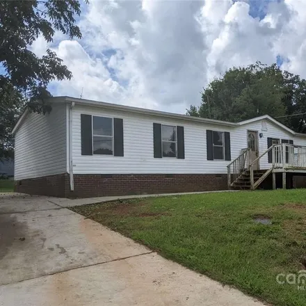 Buy this 5 bed house on 318 Charles Street in Statesville, NC 28677