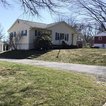 Buy this 3 bed house on 20 Pacer Drive in Orange Lake, NY 12550