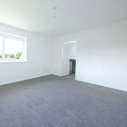 Rent this 2 bed apartment on 6 in 8 Pippits Row, Runcorn