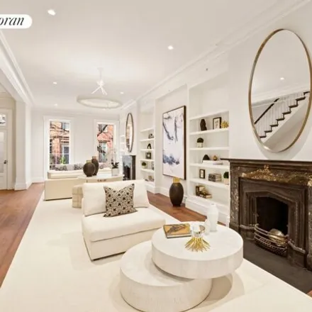 Image 3 - 22 Bank Street, New York, NY 10014, USA - Townhouse for sale