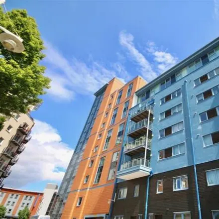 Image 3 - Gunwharf Road, Portsmouth, PO1 2PW, United Kingdom - Apartment for rent