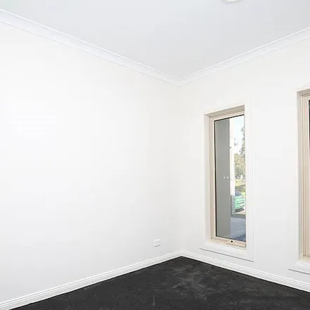 Image 3 - Shepley Oval, Langhorne Street, Dandenong VIC 3175, Australia - Apartment for rent