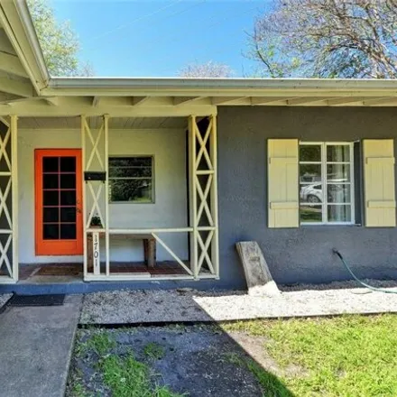 Image 3 - 1701 Giles Street, Austin, TX 78722, USA - House for sale