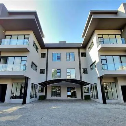 Image 2 - 4th Avenue, Houghton Estate, Johannesburg, 2001, South Africa - Apartment for rent