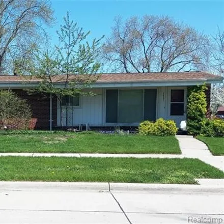 Buy this 3 bed house on 24231 Radclift Street in Oak Park, MI 48237