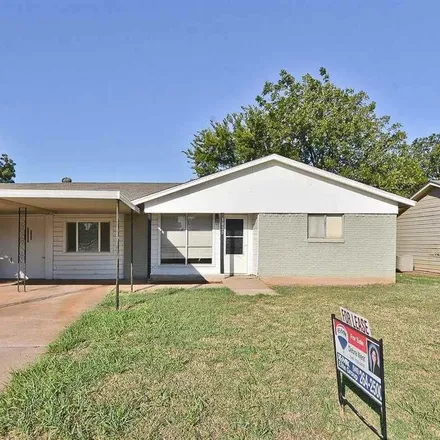 Rent this 4 bed house on 211 Glenda Drive in Iowa Park, TX 76367