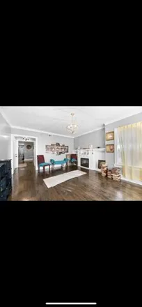 Image 6 - 7931 South Paulina Street, Chicago, IL 60620, USA - House for sale